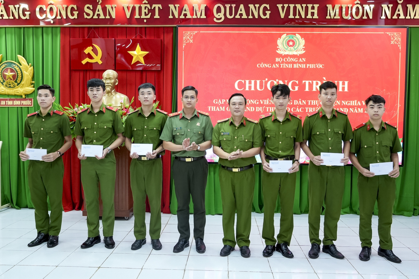 x030471_lanh_dao_2_11301325062024.jpg
