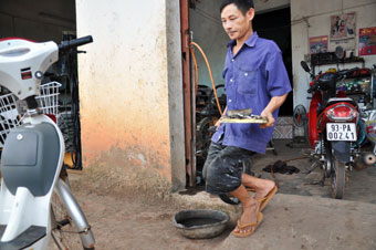 Xâm nhập đường dây đánh bạc xuyên quốc gia (tt) Xâm nhập đường dây đánh bạc xuyên quốc gia (tt)