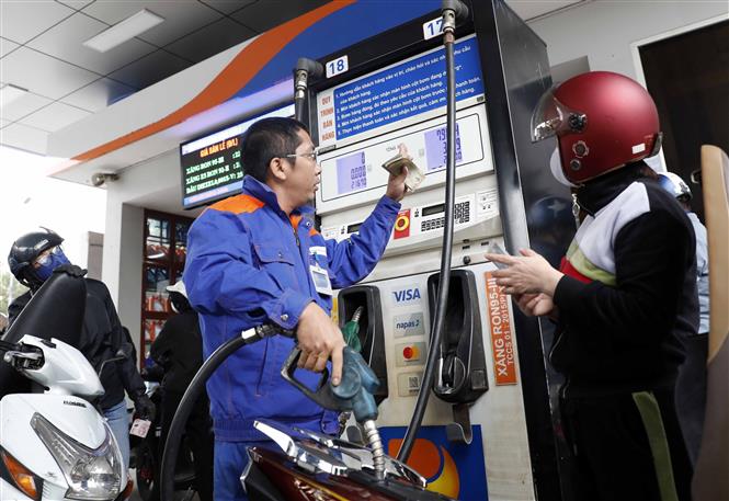 Xăng, dầu đồng loạt tăng giá Xăng, dầu đồng loạt tăng giá