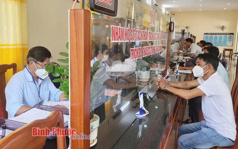 Xây dựng chính quyền vì dân Xây dựng chính quyền vì dân