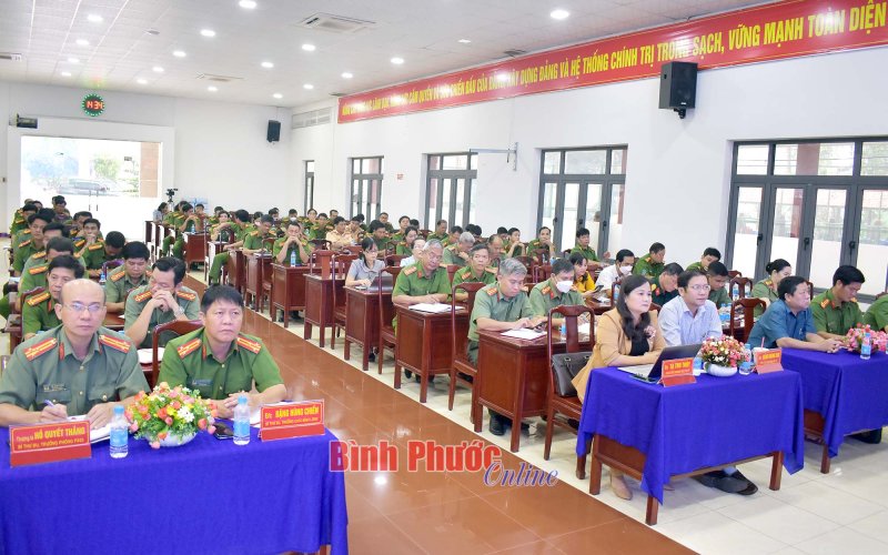 Xây dựng lực lượng Công an vì nhân dân phục vụ