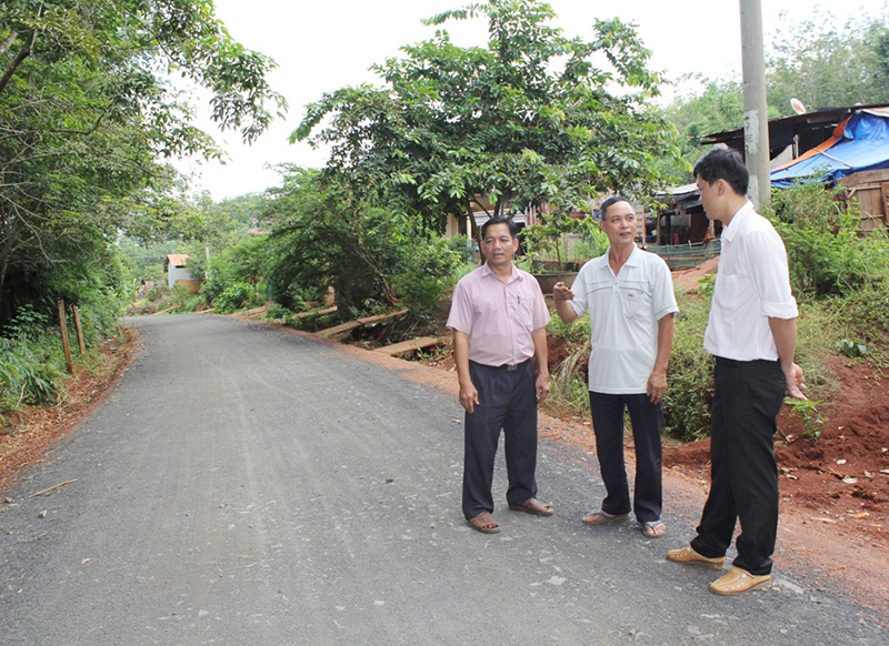 Xây dựng nông thôn mới ở Long Hưng: Đích đến còn xa Xây dựng nông thôn mới ở Long Hưng: Đích đến còn xa