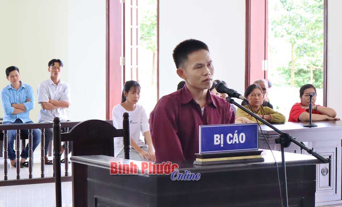 Lãnh 17 năm tù vì đánh chết cha ruột Lãnh 17 năm tù vì đánh chết cha ruột