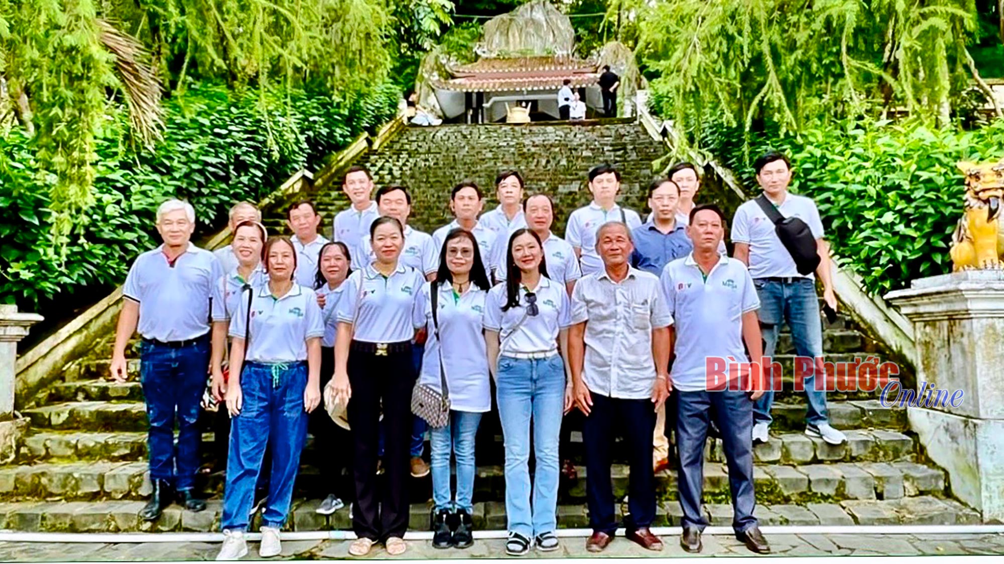 Xôn xao tháng 6…