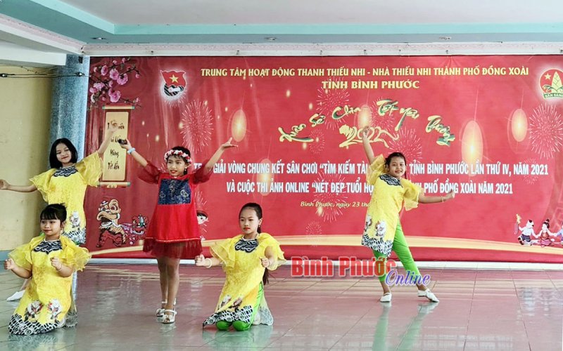 “Xuân sẻ chia - Tết yêu thương”