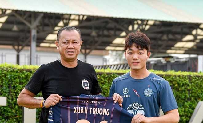 Lương Xuân Trường chính thức ra mắt câu lạc bộ Buriram United Lương Xuân Trường chính thức ra mắt câu lạc bộ Buriram United