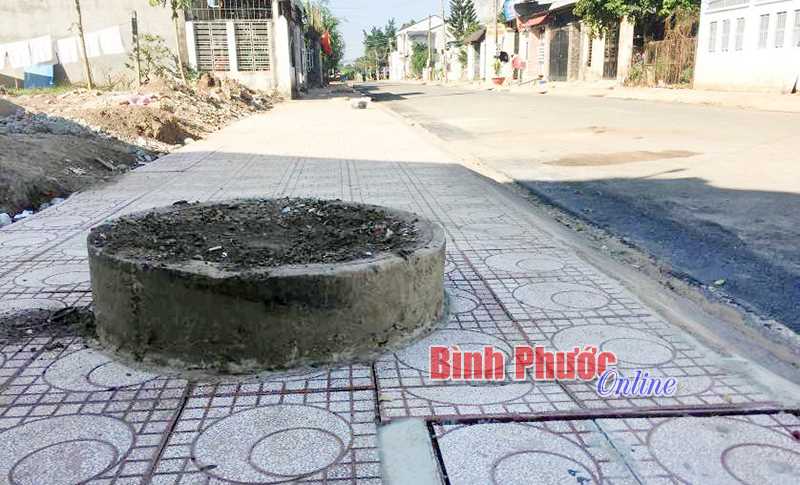 Mong sớm khắc phục hố ga thu nước thải Mong sớm khắc phục hố ga thu nước thải